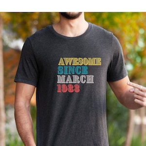 Camiseta impresionante desde 1983, camiseta personalizada impresionante desde la camiseta, camiseta de cumpleaños del año del mes de regalo personalizado, regalo de cumpleaños de abril de 1983, camiseta de cumpleaños número 40