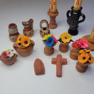 Ofrendas, dia de los muertos, mini, barro, lindas miniaturas, artesanias, dia dos mortos, base de flores, cruz, mini vela, mini flores, ofrendas