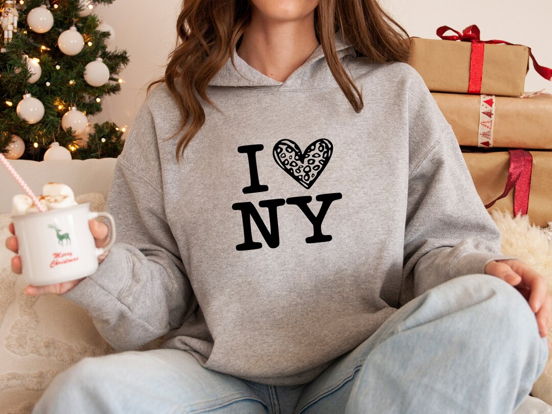 Make Your Valentine's Day Extra Special With Handcrafted Candles In New York