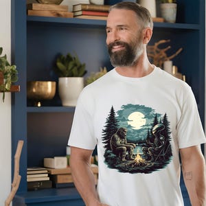 Lagerfeuer und Alien Lagerfeuer T-Shirt, lustiges Sasquatch T-shirt, Bigfüße Camping Shirt, Lagerfeuer Freundschaft T-Shirt, Sasquatch Lagerfeuer T-Shirt