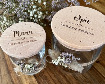 Vorratsglas mit Holzdeckel zum Muttertag Vatertag mit Wunschgravur | Mama du bist wunderbar Opa Oma Papa | Geschenk Muttertag personalisiert