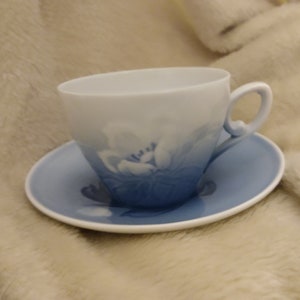 1936-1994 Bing and Grondahl discontinued B&G Christmas Rose Miniature small cup and saucer (see condition notes)