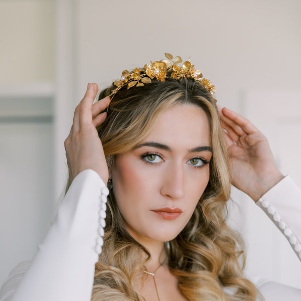 Gold Flower Headpiece | Gold Bridal Crown, Floral Wedding Accessories, Metal Crown, Gold Flower Headband