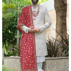 Handcrafted Men&#39;s Wedding Sherwani: Embroidered Indian Groom Outfit