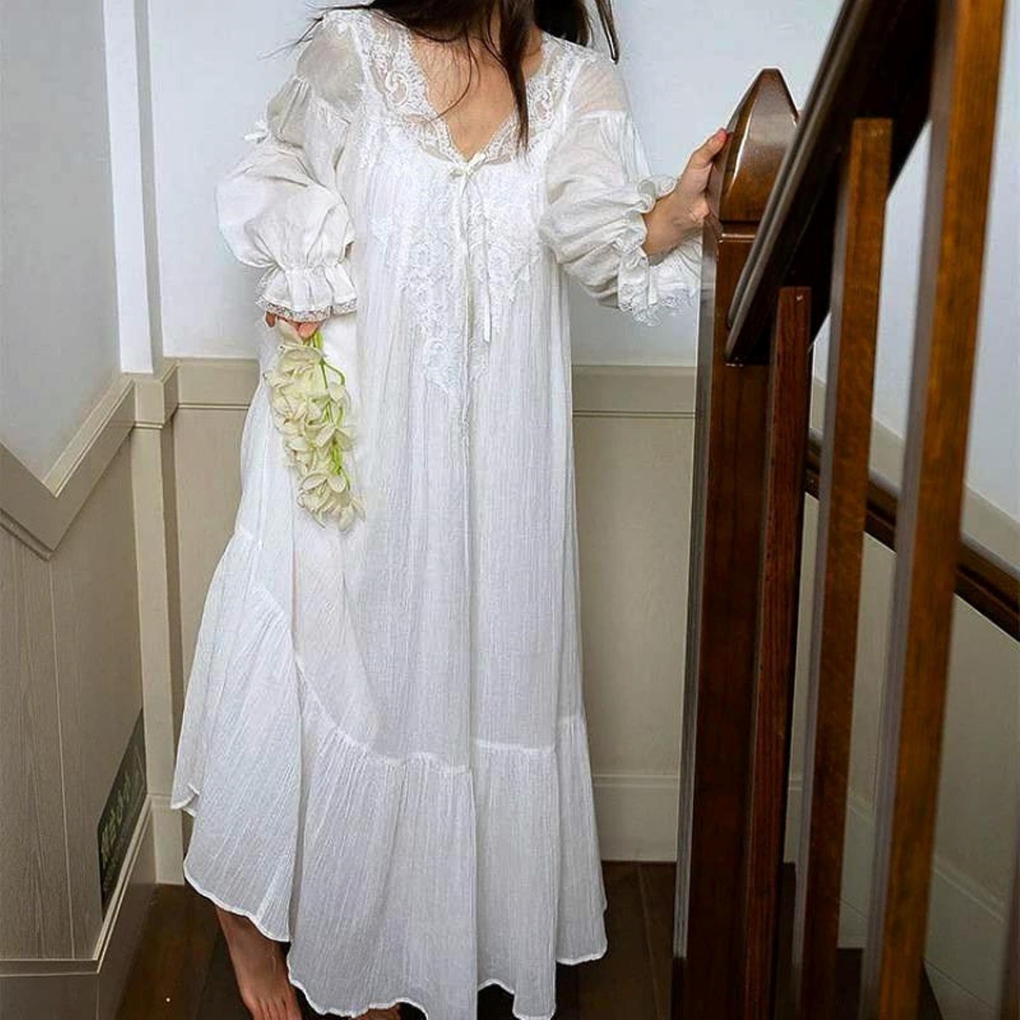 Cotton White Victorian Nightgown, Vintage Nightgown
