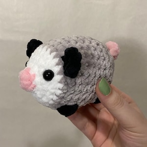 Opossum gehäkeltes Plüschtier, Opossum gehäkeltes Plüschtier, süßes Opossum gehäkeltes Stresstier, Amigurumi Opossum