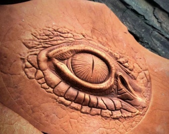 Dragon Eye Leather Stamp Mold - 3D Engraving Embosser Tool for Leathercraft | Duralumin Stamp for DIY Leather Carving & Decoration
