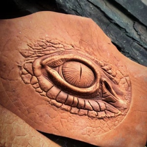 Dragon Eye Leather Stamp Mold - 3D Engraving Embosser Tool for Leathercraft | Duralumin Stamp for DIY Leather Carving & Decoration