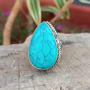 Anillo de plata esterlina turquesa: Anillo de banda llamativo hecho a mano