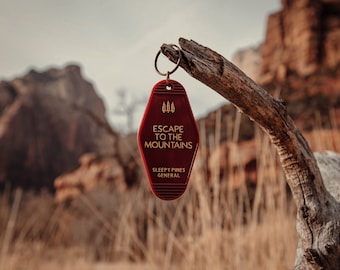 Escape to the Mountains Vintage Motel Keychain