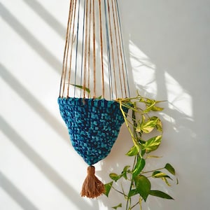 Hangende mand voor plant, handgemaakte gehaakte hangende plantenbak, cadeau voor plantenliefhebber, pannenlap voor thuis-/hutdecor, Cottagecore Homeware
