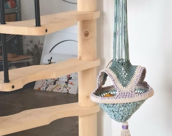 Crochet Hanging fruit basket, Handmade Unique Home Decor, Sweet Storing for Guests, Homeware Key Holder Art Studio Decor, Gift for Artist