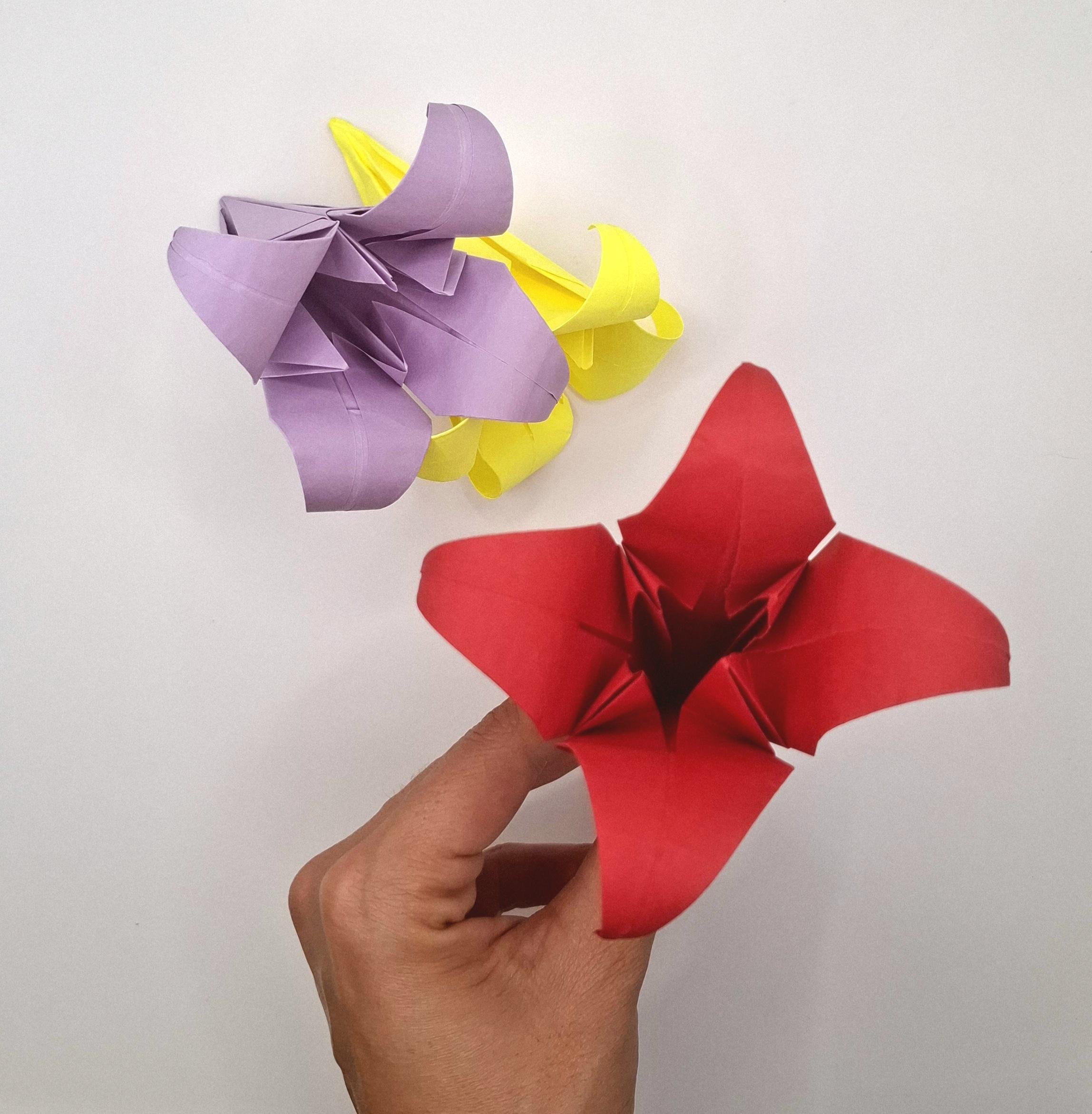 Handmade 3D Origami Lily Paper Flowers Bulk: Mixed Color Wedding Party  Decor - Etsy