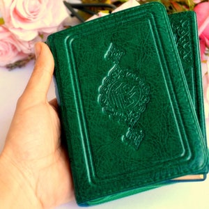 Green  Quran Protection Case, Birthday Gift to Muslim Mother, Small Quran  Case for Student, Bag Size ARABIC Faux Leather Mini Quran cover