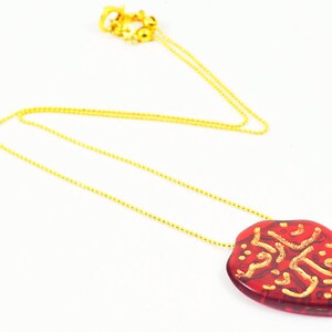 Red Calligraphy Islamic Muslim NECKLACE, Eid gift to Muslim Mom, Arabic Amulet Muslim Necklace, Blue Golden Woman Fashion, Good Luck Jewelry