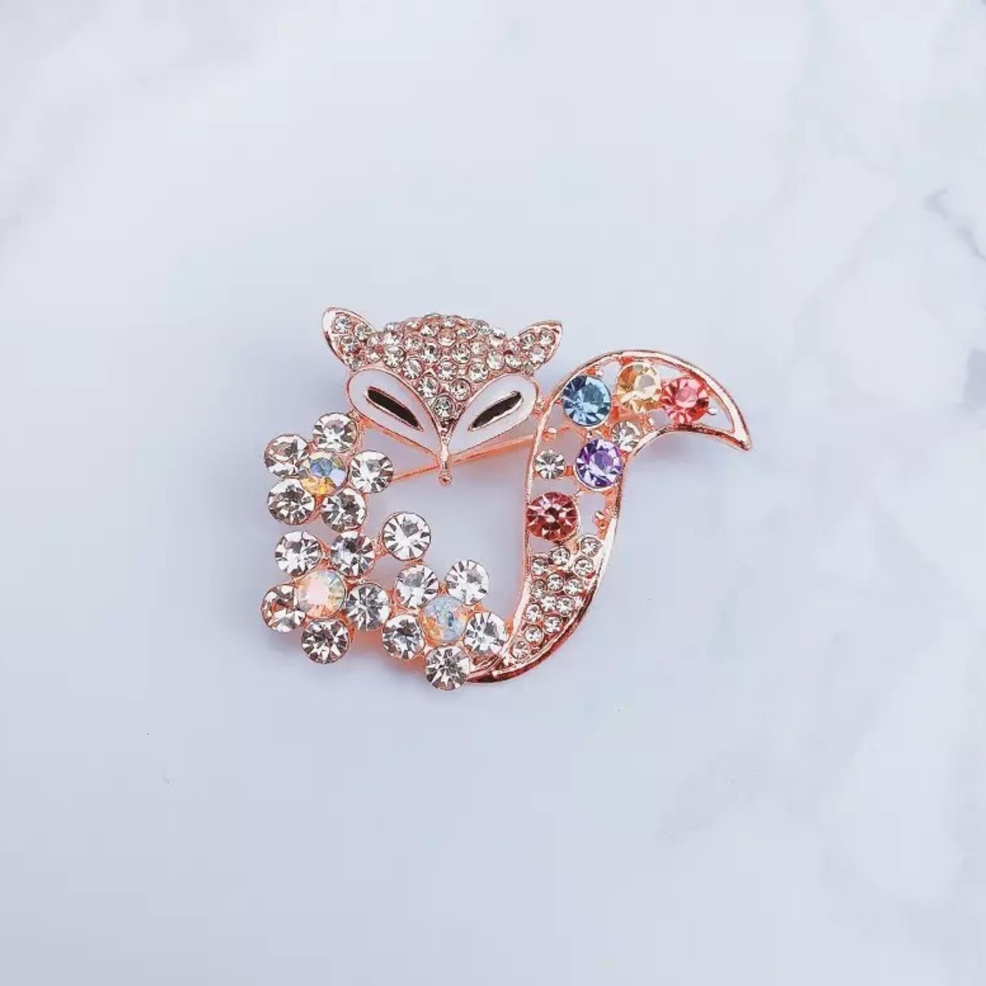 Ladies Brooch Women's Simple Fashion Fox Style Women's Coat Accessories Brooch  For Women Ladies Brooch Women's Simple Fashion Fox Sweater Stylish  Accessories Br… in 2023