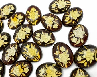 Natural Baltic Amber Flower Intaglio Cherry Color bottom, Regular  Calibrated Oval Shape 13x18 mm Flat Bottom Cabochon