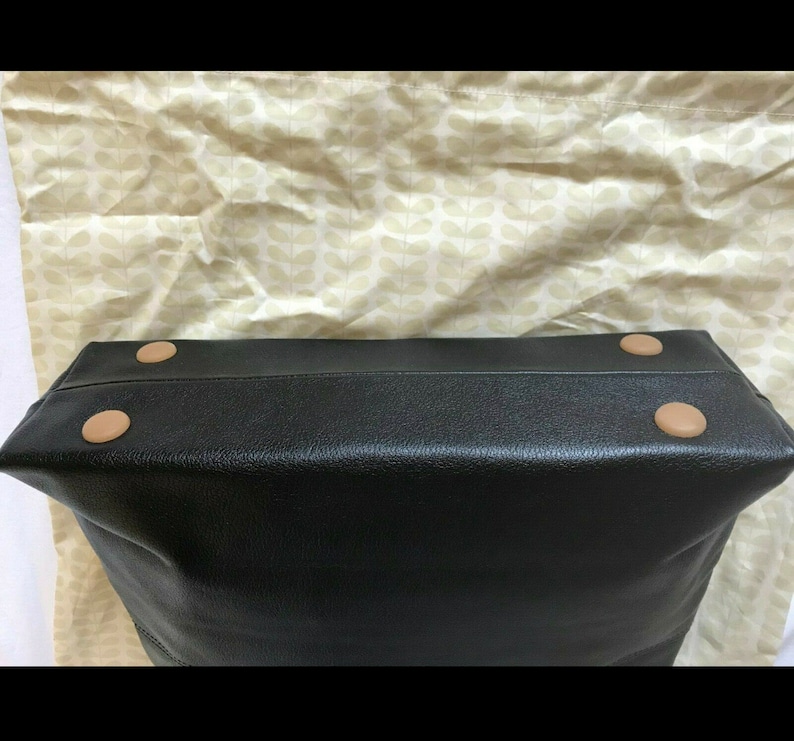 Orla Kiely Rare Black Flower Stem Leather Classic Zip Shoulder Bag and