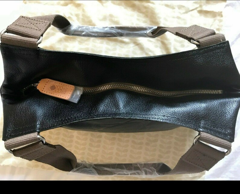 Orla Kiely Rare Black Flower Stem Leather Classic Zip Shoulder Bag and