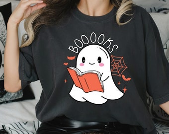 Ghost Reading Books T-Shirt, Funny Halloween Librarian Tee