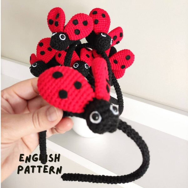 Tutoriel PDF au crochet en anglais, modèle facile de serre-tête coccinelle | Couronne de Noël| Motif amigurumi facile