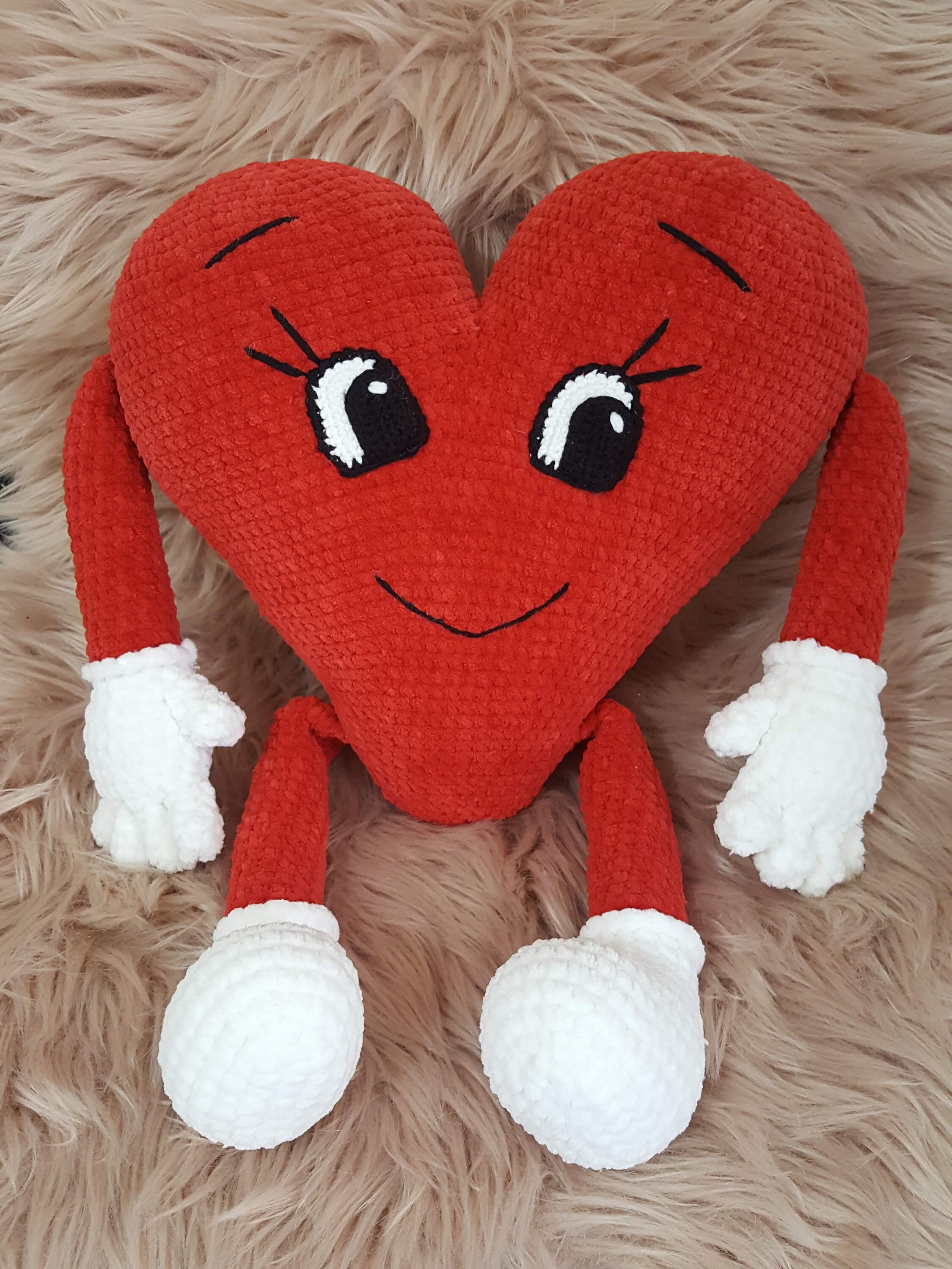 Crochet Hugging Heart Pillow Pattern Amigurumi Plush Heart Etsy