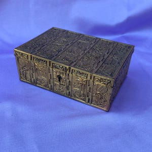Antique Erhard & Söhne Small Brass Jewelry Box, Art Déco, Eugen Schwemmle Design. Lock But No Key. Bauhaus. Red Velvet Lining. 1930s
