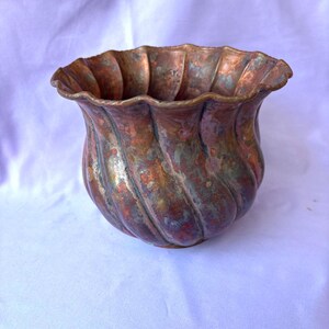 Vintage Mid Century Italian Fluted Hammered Copper Planter / Cache Pot - Egidio Casagrande Design