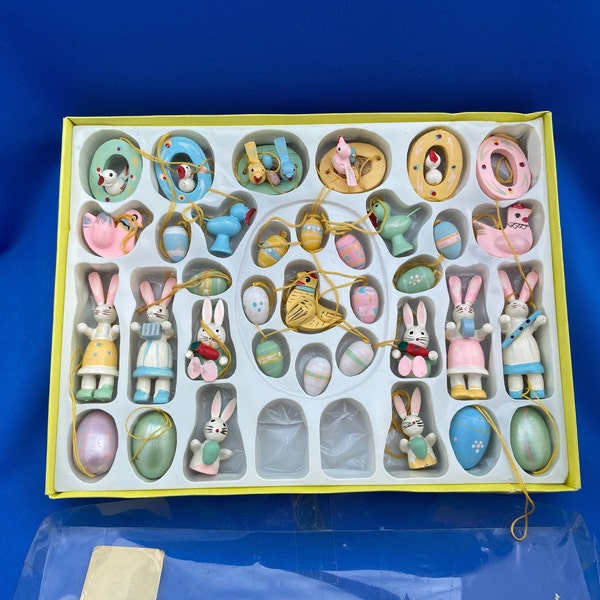 Vintage 35 Piece Set Hand Painted Wooden Easter Tree Ornaments. Pastel Colors. Birds, Bunnies , Chickens and Eggs. Nostalgic Easter Decor