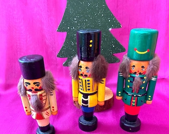 Set of 3 Old E German Erzgebirge Collectible Christmas Wooden Hussars / Soldiers