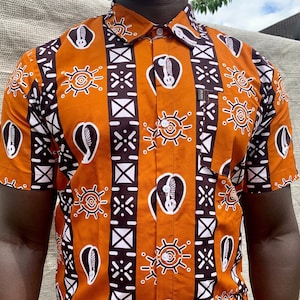 Men&#39;s tailor fit burnt orange Afrotech design wax print short sleeve button shirt + front pocket, 100% Cotton, Smart Causal, Ankara fabric