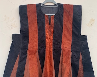 IKAN f&t Corduroy + Velvet Batakari Fugu African Smock | 100% Cotton | Festival Summer | Traditional | Black + Cherrywood | One Size (S-XL)