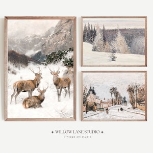 Pode incluir: Um conjunto de tr&ecirc;s pinturas com tema de inverno em molduras de madeira. A primeira pintura retrata tr&ecirc;s veados em uma paisagem montanhosa nevada. A segunda pintura mostra uma cena de floresta nevada com uma &uacute;nica &aacute;rvore em primeiro plano. A terceira pintura mostra uma rua de vila nevada com pessoas caminhando.