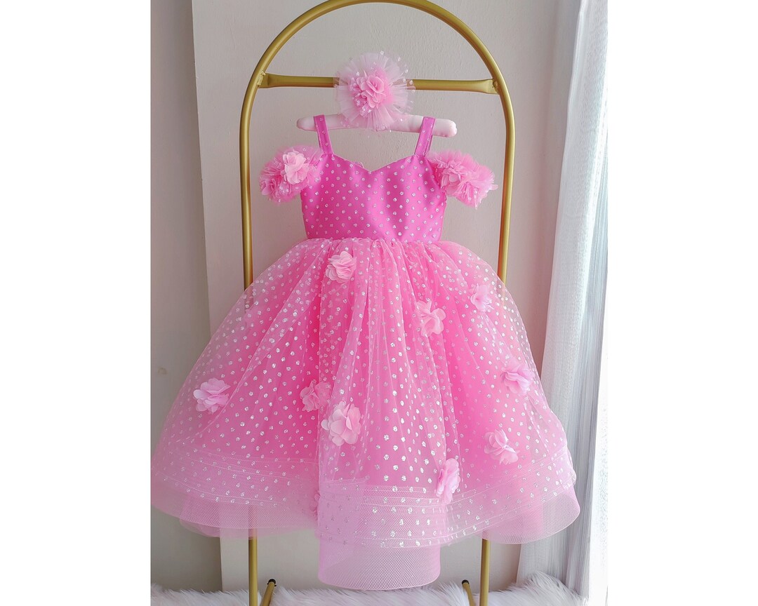 Girls Wear Wedding Dress Fuffy Girls Party Garment Baby Ball Gown  Sleeveless Netgown - China Baby Wear and Girls Party Dress price |  Made-in-China.com