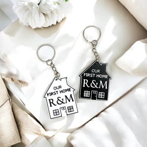 Personalised Our First Home Keyring Pair – Couples New Home Gift | First Home Key Ring | Housewarming Keepsake Present | Unique Home Gift