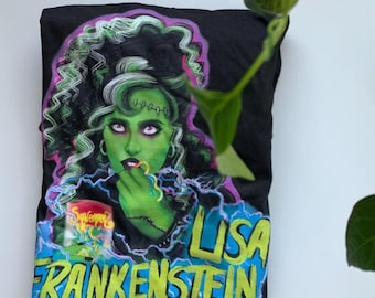 Lisa Frankenstein eating gummy worms Horror Comedy Pop Culture Cult Classic by Diablo Cody monster movie Unisex Garment-Dyed T-shirt