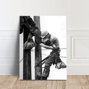 The Kiss Of Life Black & White Modern Wall Art Canvas Home Decor