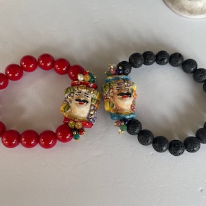 Sicilian bracelet, elastic bracelet, red and black pearls, Caltagirone ceramic Moor&#39;s Head, Sikelia bracelet, girl&#39;s gift.