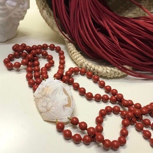 Sicilian necklace with two strands of red Mallorca pearls and sardonyx shell cameo, Authentic cameo, hand-knotted necklace.