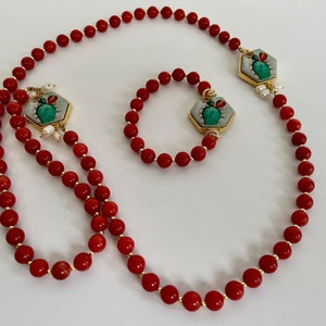 Collier en pierres semi-précieuses, collier en jade malaisien rouge orangé, collier sicilien, collier en tuiles, céramique de Caltagirone en figue de Barbarie.