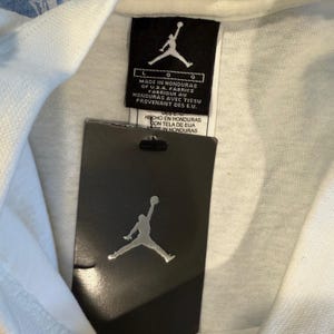 NWT Vtg Jordan Retro 3 Nike TShirt Sz L Men White Crewneck Cement Rare jumpman image 4