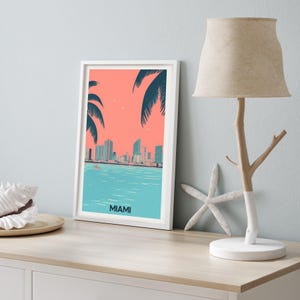 Weinlese Miami • Geschenk Miami Party • Miami Beach Geschenk • Retro City Poster • Reiseposter Dekoration • Gedeckte Farben drucken imagen 4