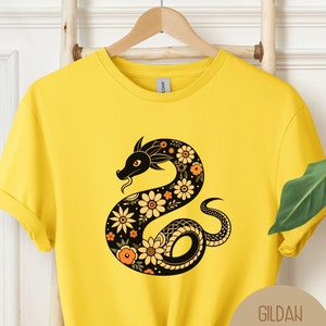 Chinese New Year 2025 Year of the Snake Shirt, Lunar New Year T-Shirt, Happy Chinese New Year,Chinese Zodiac Snake Graphic Tees,Gift for Her