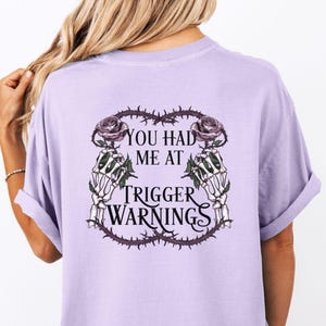 Avisos de conteúdo sensível, Cores Confortáveis, Produtos Literários, Presente para Amantes de Livros, Camiseta Booktok com Estampa de Esqueleto, Presente Erótico e Sombrio para Ela, Presente Literário