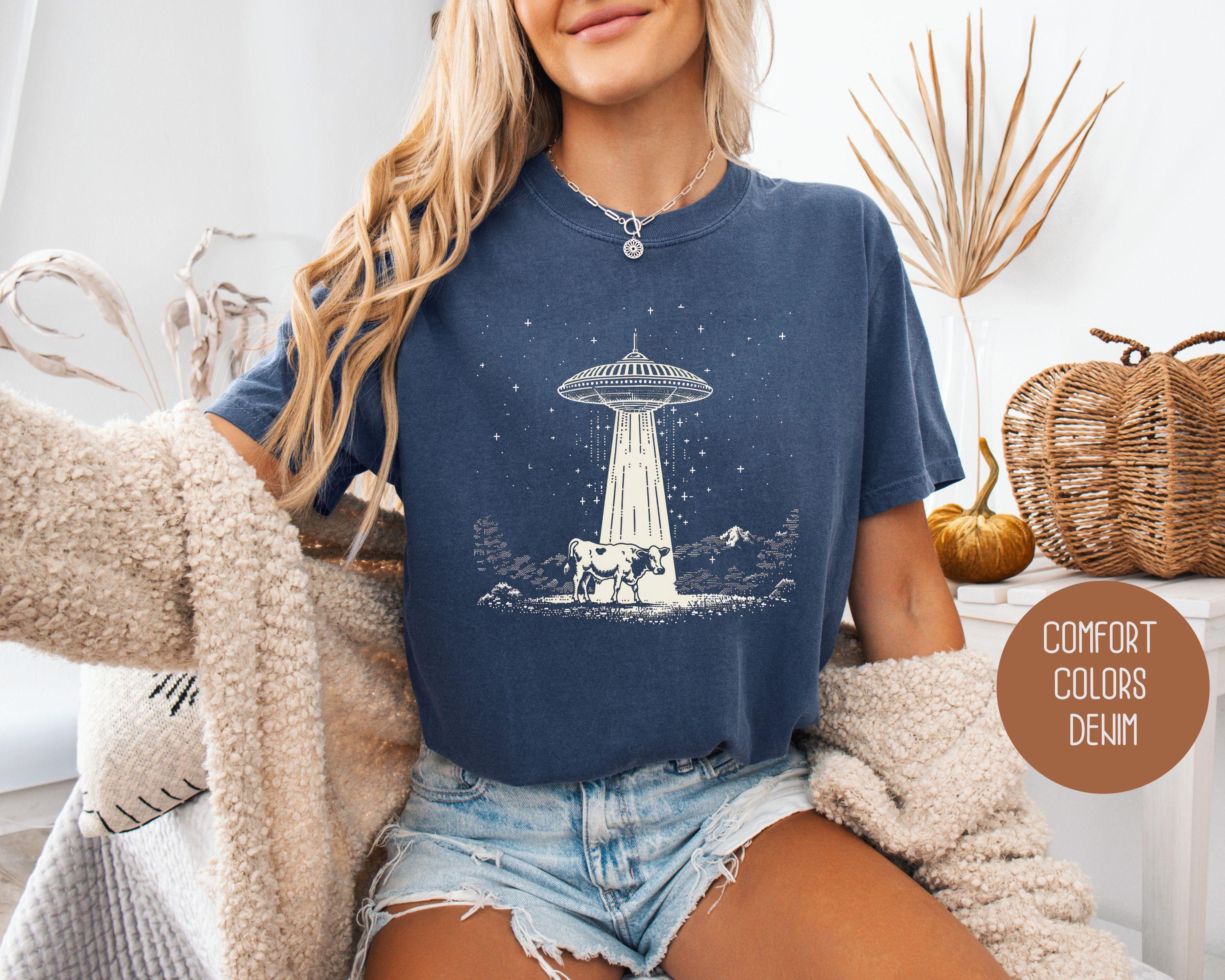 UFO Cow Abduction Comfort Colors Shirt, Funny Western 90s Meme Graphic Tee, Retro Alien Cow Abduction, Old Style Cryptidcore Sweatshirt