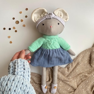Linen Mouse Rag Doll Heirloom Stuffed Animal Toys Art Doll with Removable Clothes Handmade Fabric Toy Baby Shower Gift Nursery Decor