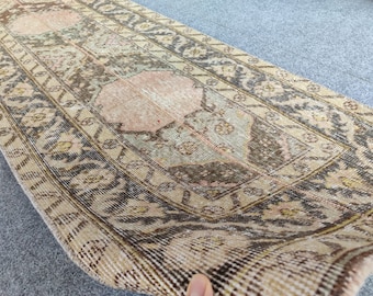 Runner rug 2x13, Skinny runner rug, Neutral turkish runner 2x13, Long Vintage runner 2x13, Oushak runner 2x13, Heriz runner rug, Wool runner
