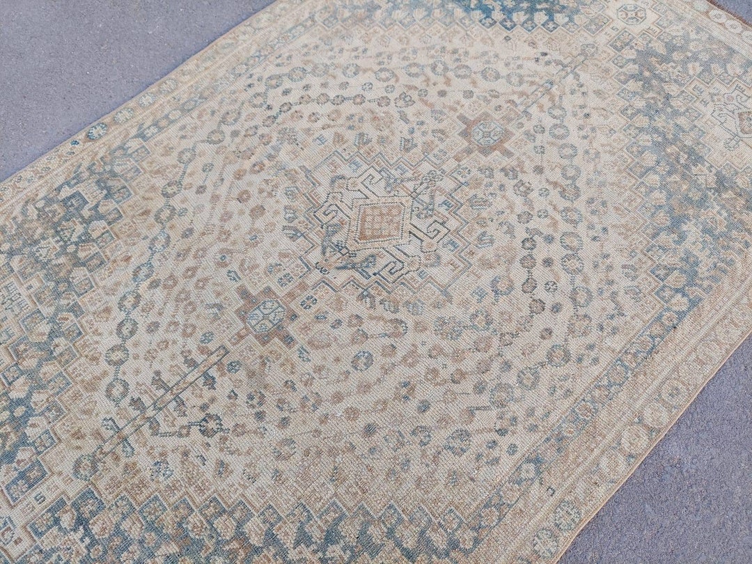 Persian Rug 5x7, Heriz Rug 5x7, Neutral Turkish Rug 5x7, Muted Vintage