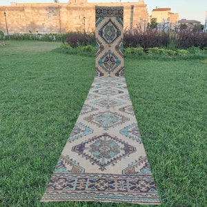 2&#39;5&quot; x 23&#39; runner rug Turkish long, Runner for long stair, Heriz rug runner neutral long, Oushak long runner, Afghan runner rug, 2x23 runner