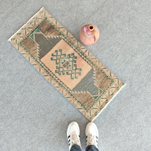 2 x 4 tapijt, mager loper tapijt, klein herki-tapijt, rood 2 x 4-tapijt Turks vintage Oushak, smal tapijt, badmattapijt, Afghaans tapijt, kort tapijt, deurmat afbeelding 3
